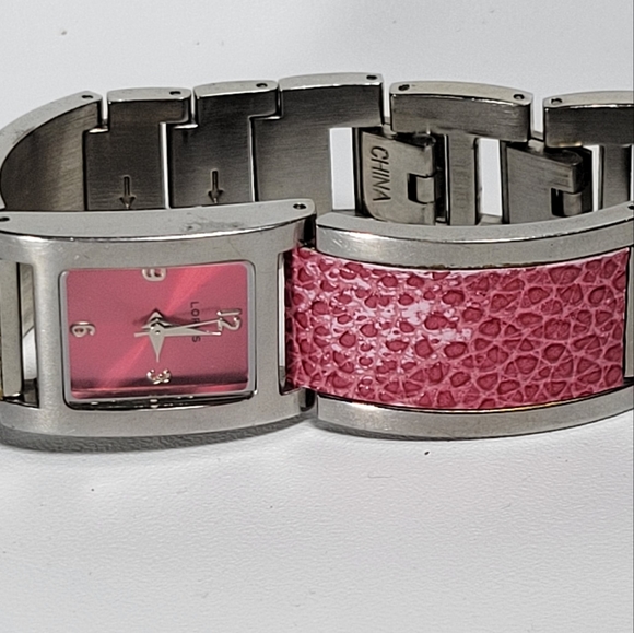 LOURS Women's Watch - Picture 10 of 11